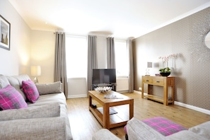 Living room | Flat-screen TV