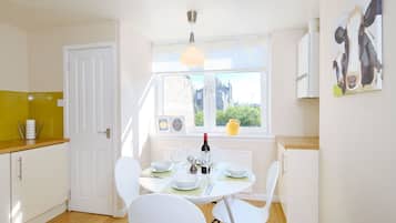 Fridge, microwave, coffee/tea maker, electric kettle