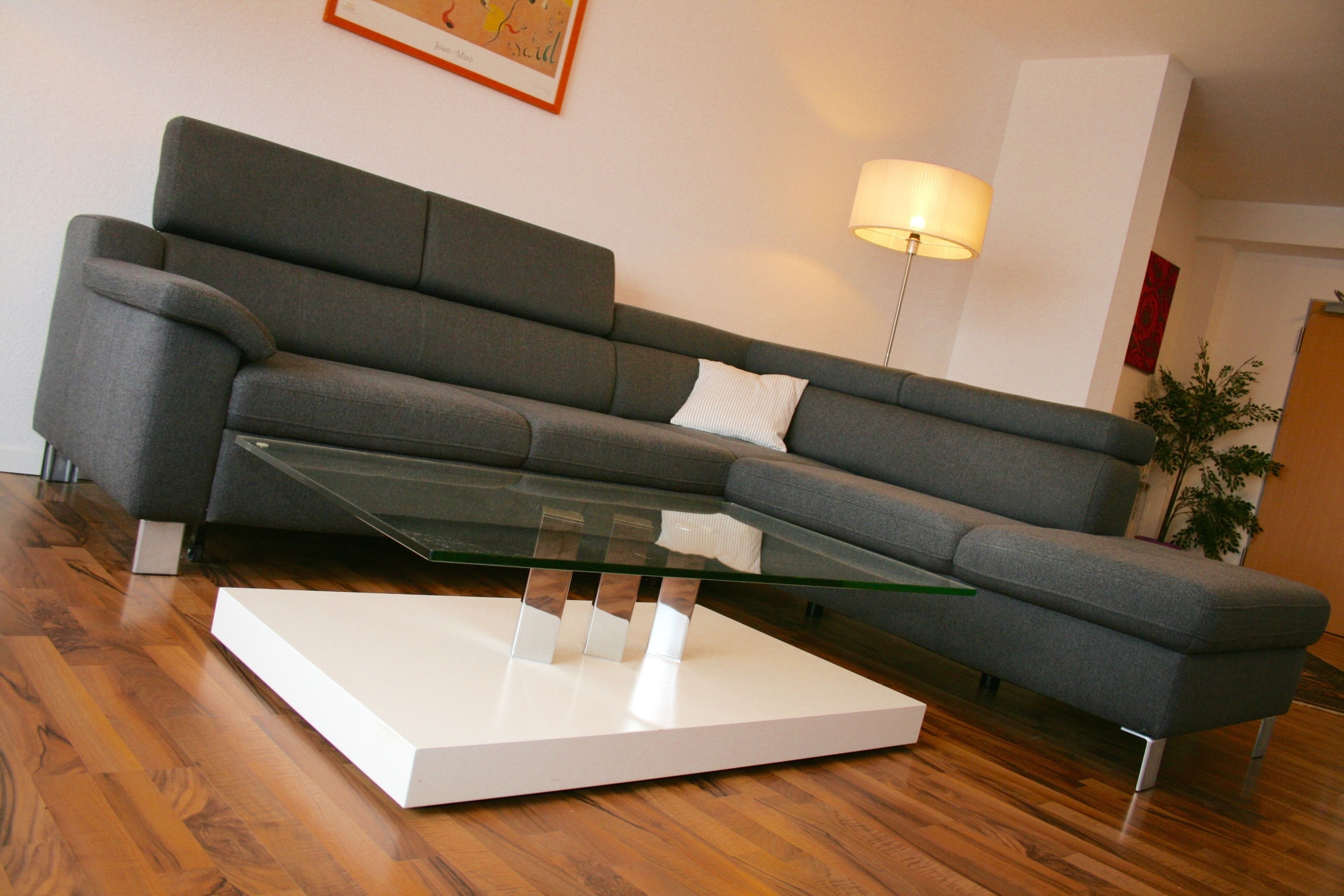 Holiday Home | Premium bedding, desk, iron/ironing board, free WiFi