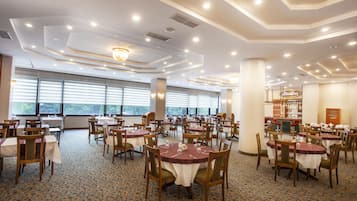 Tägliches inbegriffenes Frühstücksbuffet