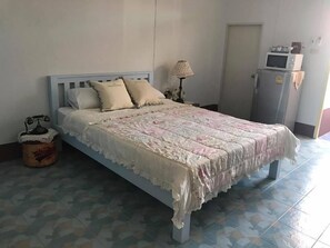 Desk, free WiFi - Chanathinat Place (Udon Thani)