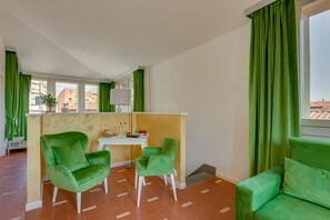 In-room safe, desk, soundproofing, free WiFi - Battistero Residenza d'Epoca (Pistoia)