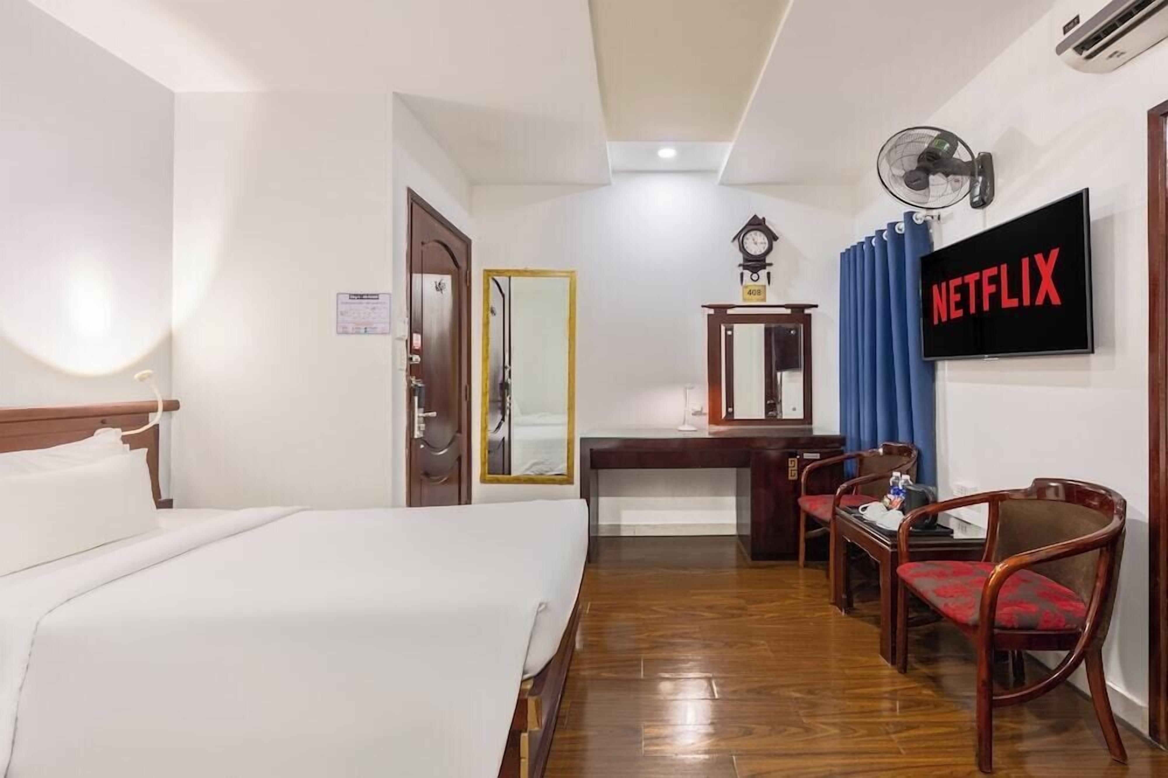 Minibar, in-room safe, blackout curtains, iron/ironing board