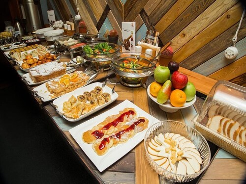 Mildom Premium Hotel