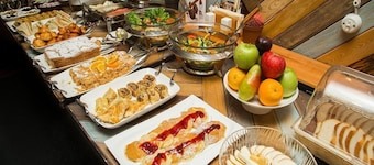 Mildom Premium Hotel