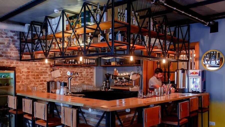 Mildom Premium Hotel