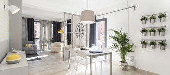 SkyTower - The Right Space