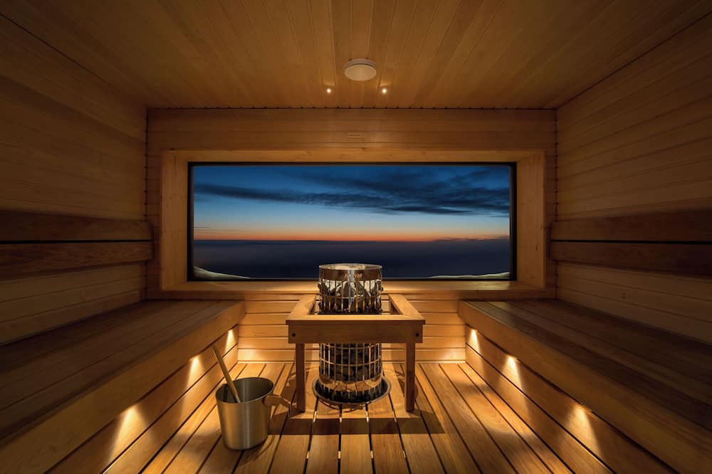 Star Arctic Hotel & Activities