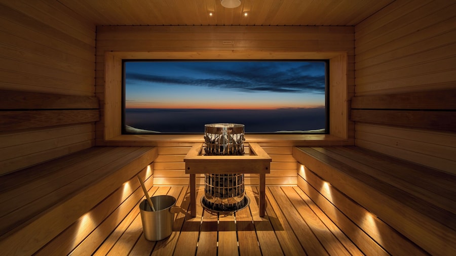 Star Arctic Hotel & Activities