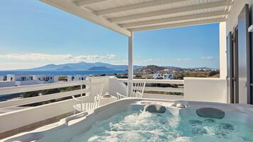 Sea View Suite with Outdoor Hot Tub