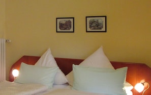 Double Room | Desk, free WiFi, bed sheets - Neuenkirchener Hof (Neuenkirchen)