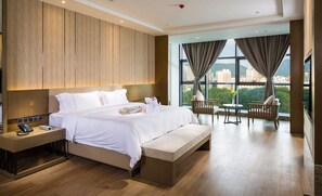 Deluxe Suite With River View  - Sanya Shuang Da International Hotel (Sanya)