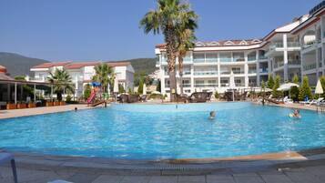 2 indoor pools, 2 outdoor pools, pool umbrellas, pool loungers