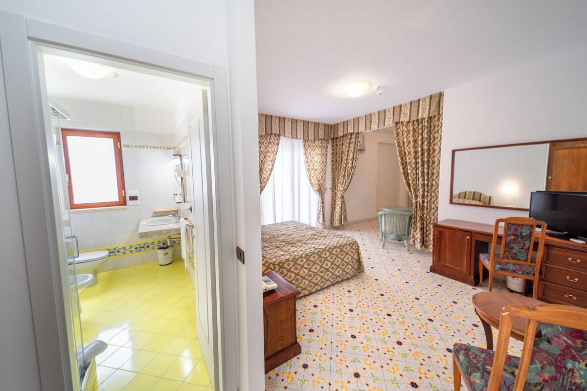 Standard Quadruple Room, Garden View