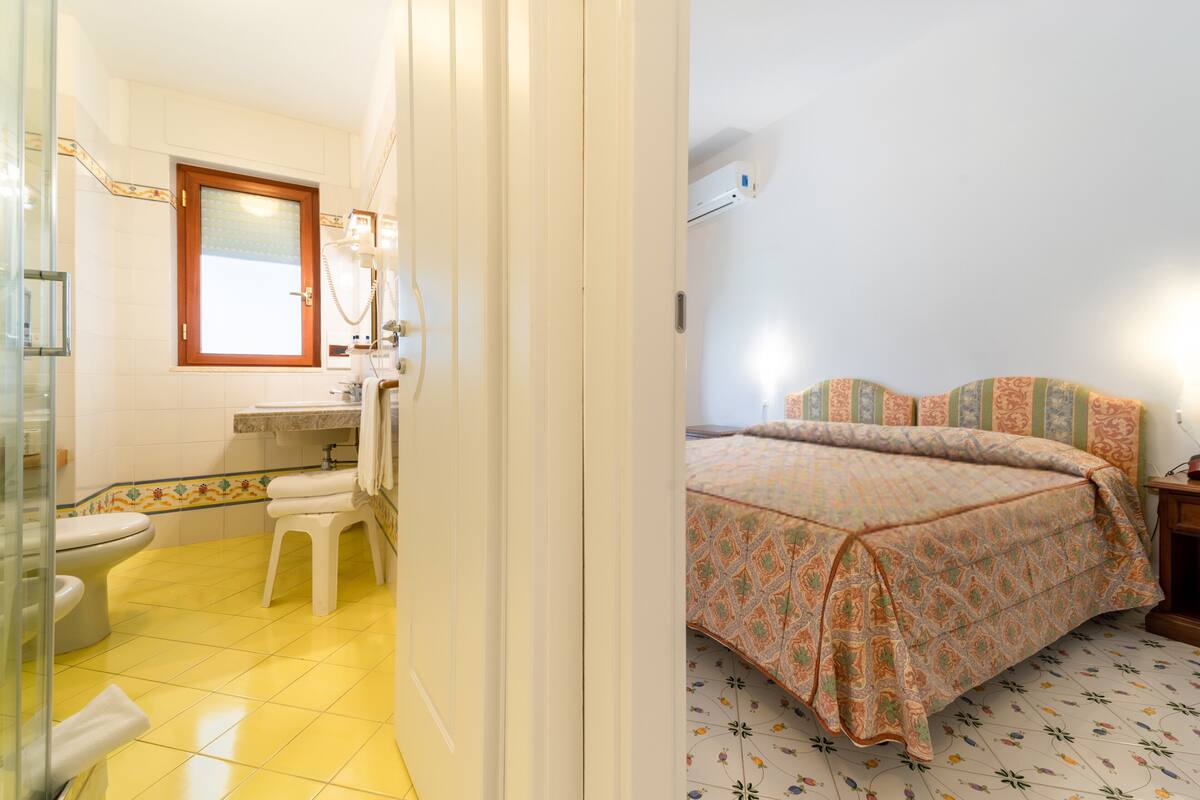 Economy Double Room