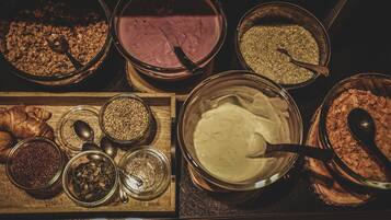 Daily buffet breakfast (CHF 18.00 per person)