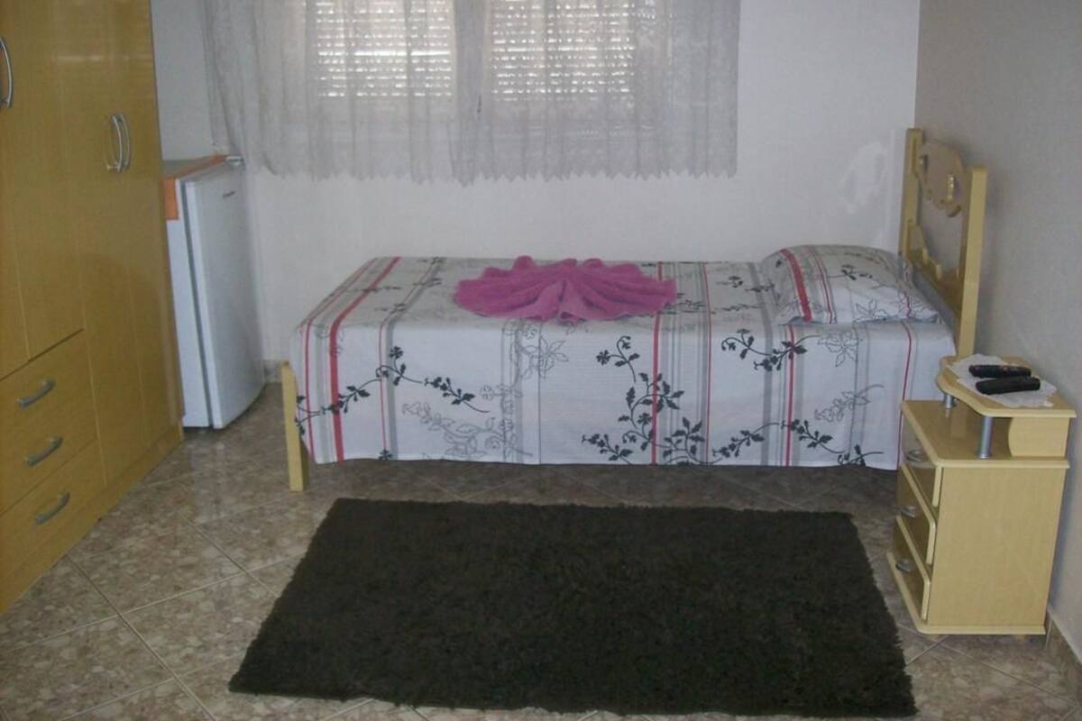Single Room | Free WiFi, wheelchair access