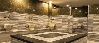 MOX Hotel