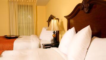 Double Room | 1 bedroom, premium bedding, in-room safe, laptop workspace