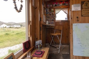 Reception hall - Achmelvich Beach Youth Hostel (Achmelvich)