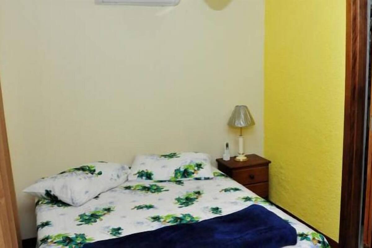 Shared Dormitory, 1 Bedroom, Private Bathroom | Premium bedding, free WiFi