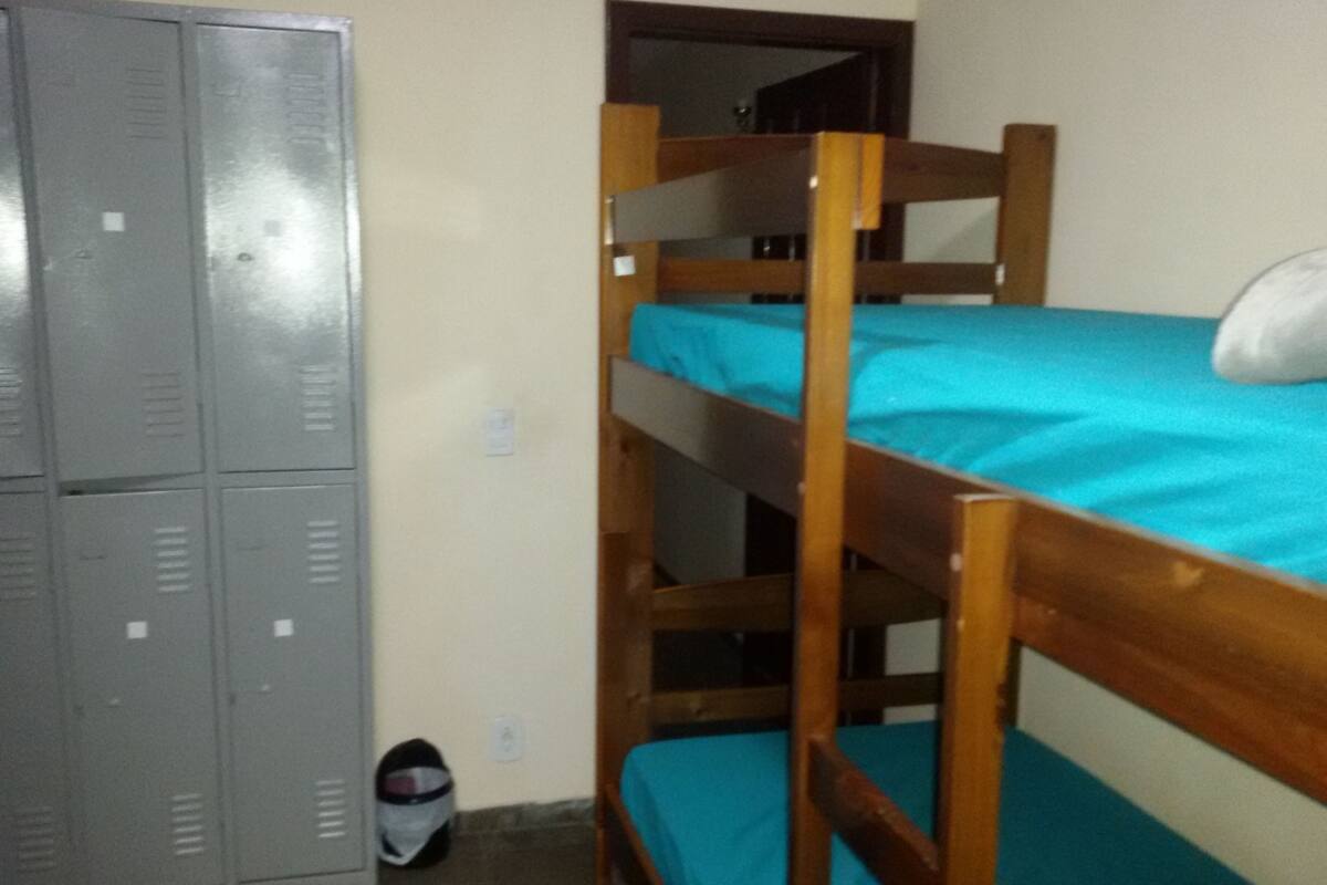 Premium bedding, free WiFi