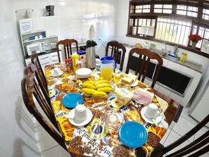 Breakfast area