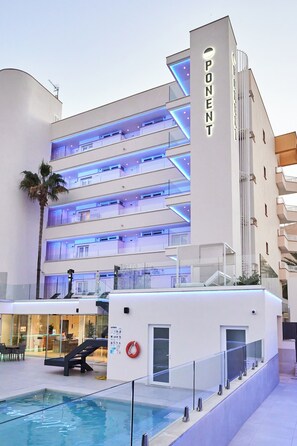 واجهة المنشأة