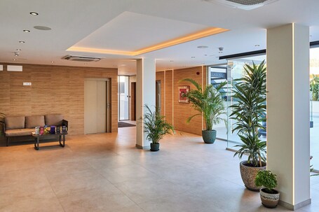 Apartamentos Ponent - view 2