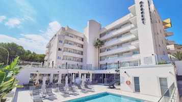 Fachada da propriedade