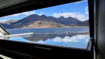 Gemeinsamer Schlafsaal, Nur MĂ€nner, Gemeinschaftsbad