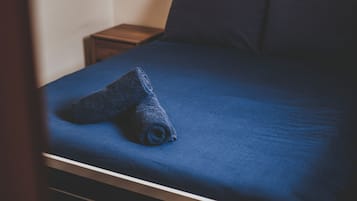 Habitación doble estándar | Wifi gratis y ropa de cama