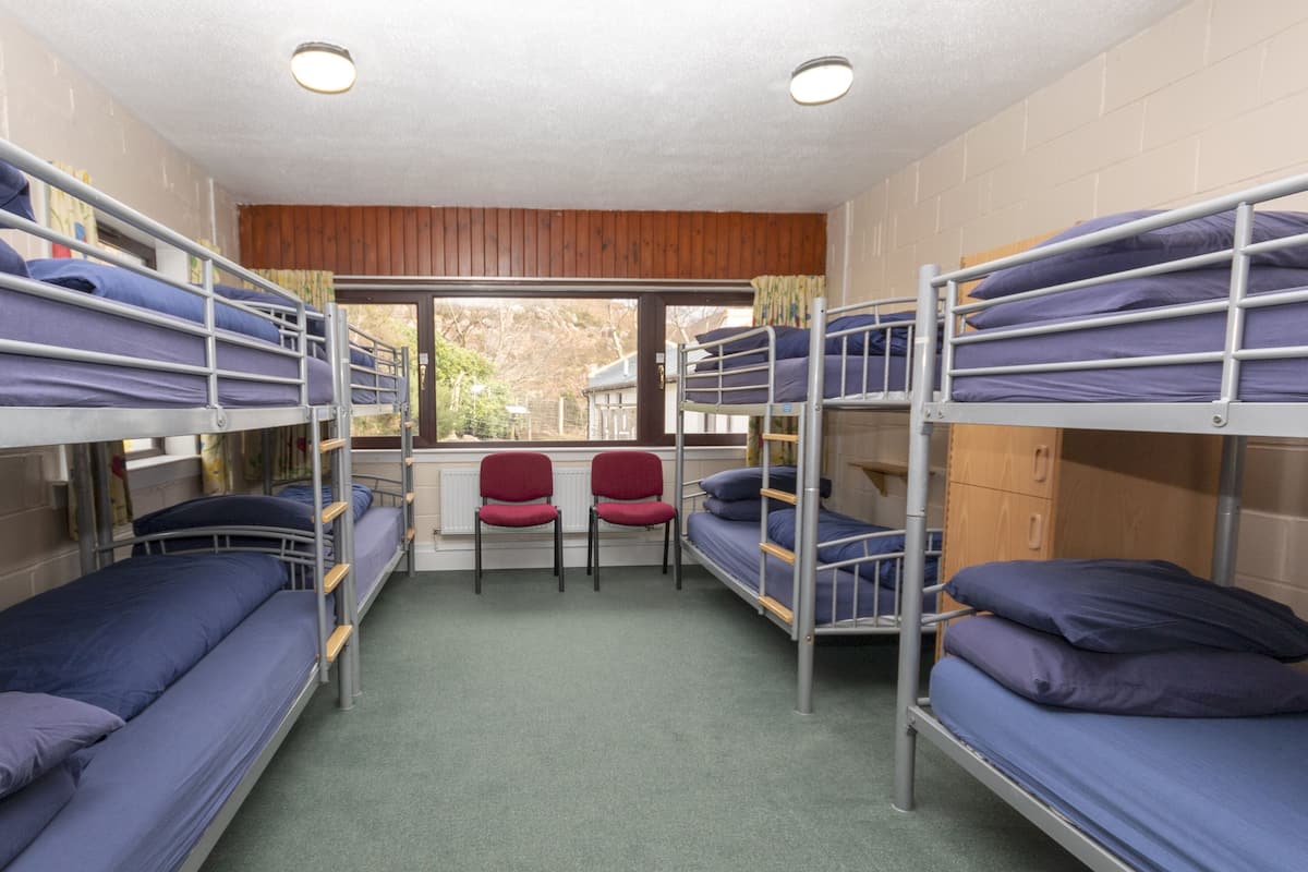 Slaapzaal, alleen voor mannen, gedeelde badkamer | Gratis wifi, beddengoed