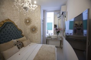 Chambre Simple Économique | Vue sur la cour