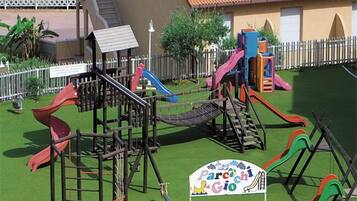 Aire de jeux - extérieure