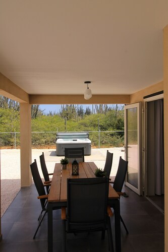 Holiday House Bonaire