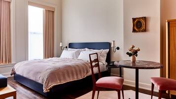 The Parlor | Frette Italian sheets, premium bedding, pillowtop beds, minibar