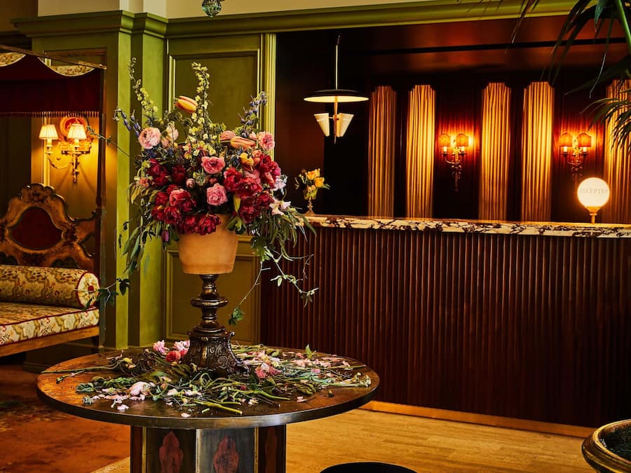 Borne des arrivées/des départs