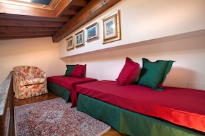Apartment, 1 Bedroom | Living area