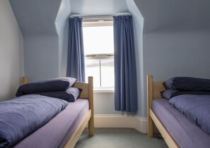 Free WiFi, bed sheets - Ullapool Youth Hostel (Ullapool)