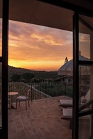 Panoramic Suite, Terrace, Mountain View (Vista) | Terrace/patio