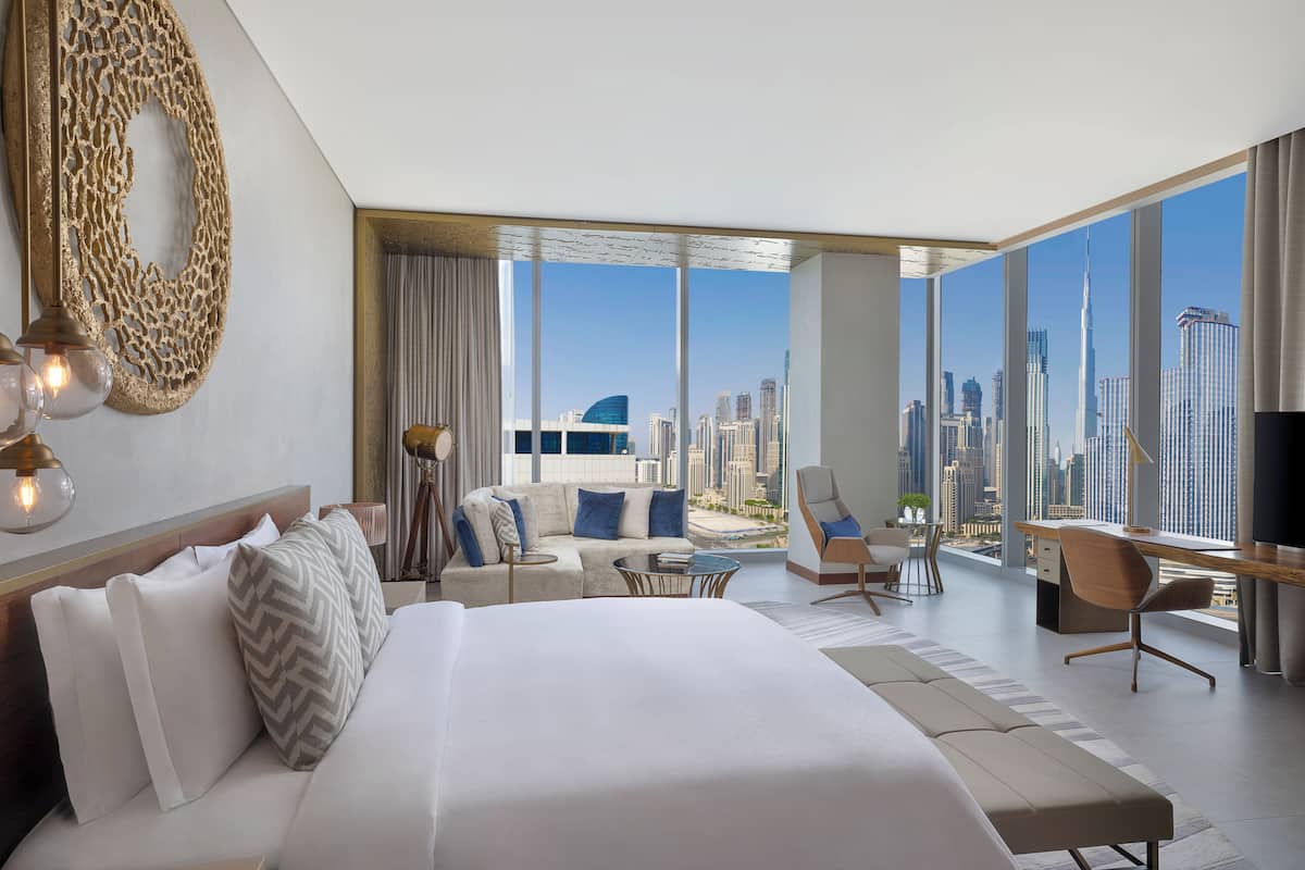 Superior Suite, 1 King Bed | 1 bedroom, premium bedding, pillowtop beds, minibar
