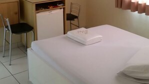 Room | Minibar, WiFi (free) - Star Hotel (Taguatinga)