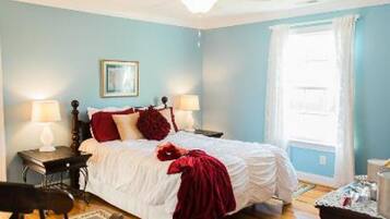 Deluxe-Vierbettzimmer, mit Bad (French Blue Suite)