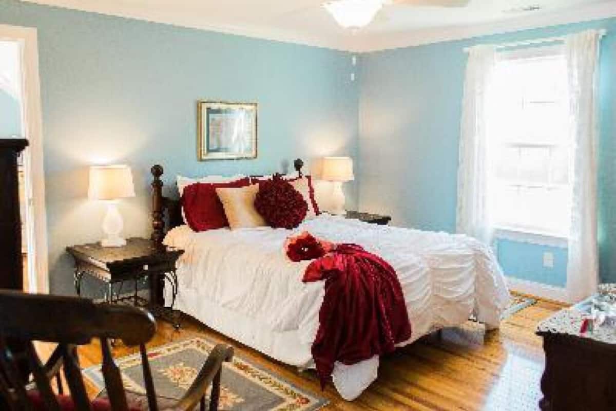 Deluxe vierpersoonskamer, en-suite badkamer (French Blue Suite) | 1 slaapkamer