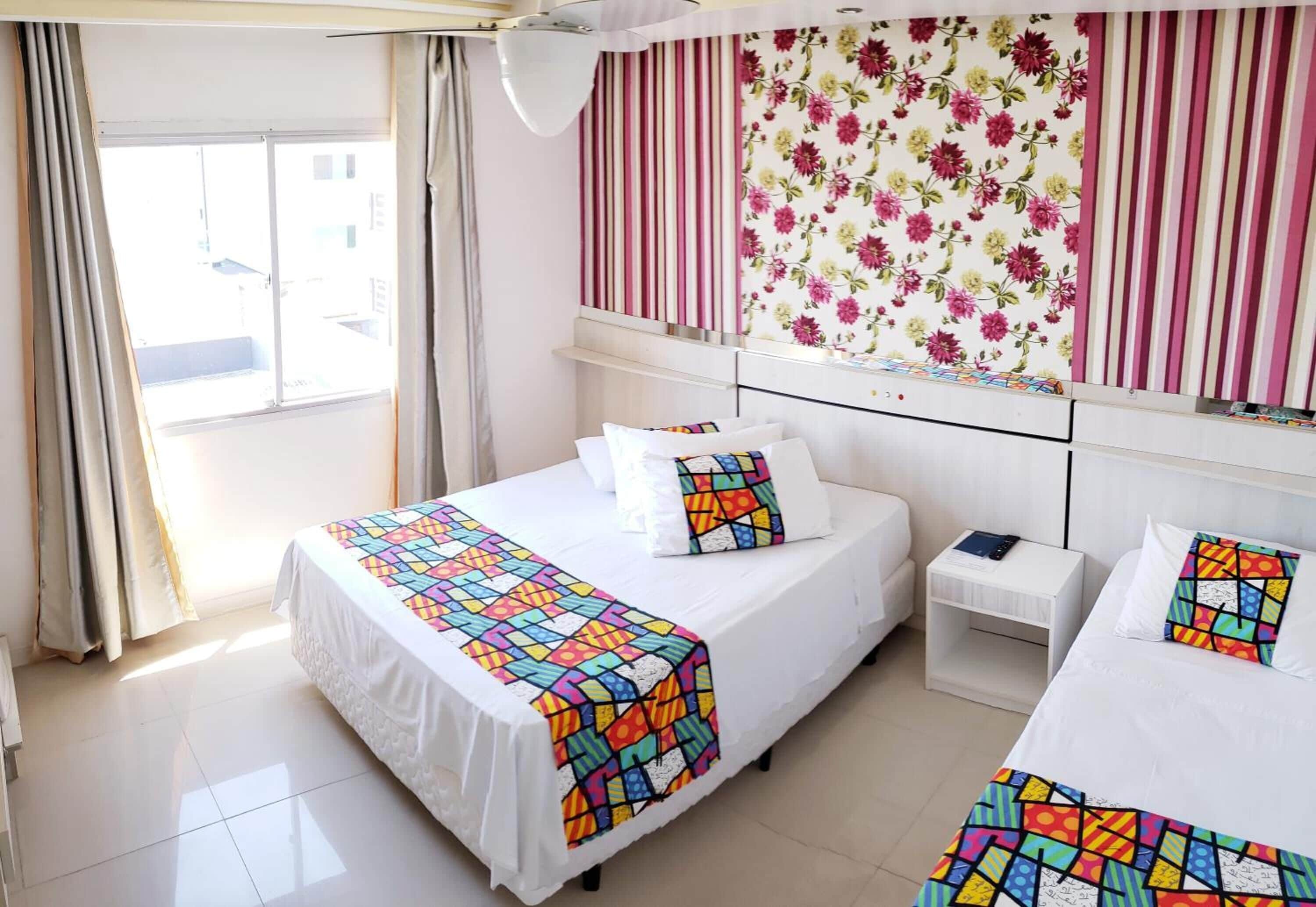 Quarto triplo | Frigobar, Wi-Fi de cortesia, acesso para cadeiras de rodas