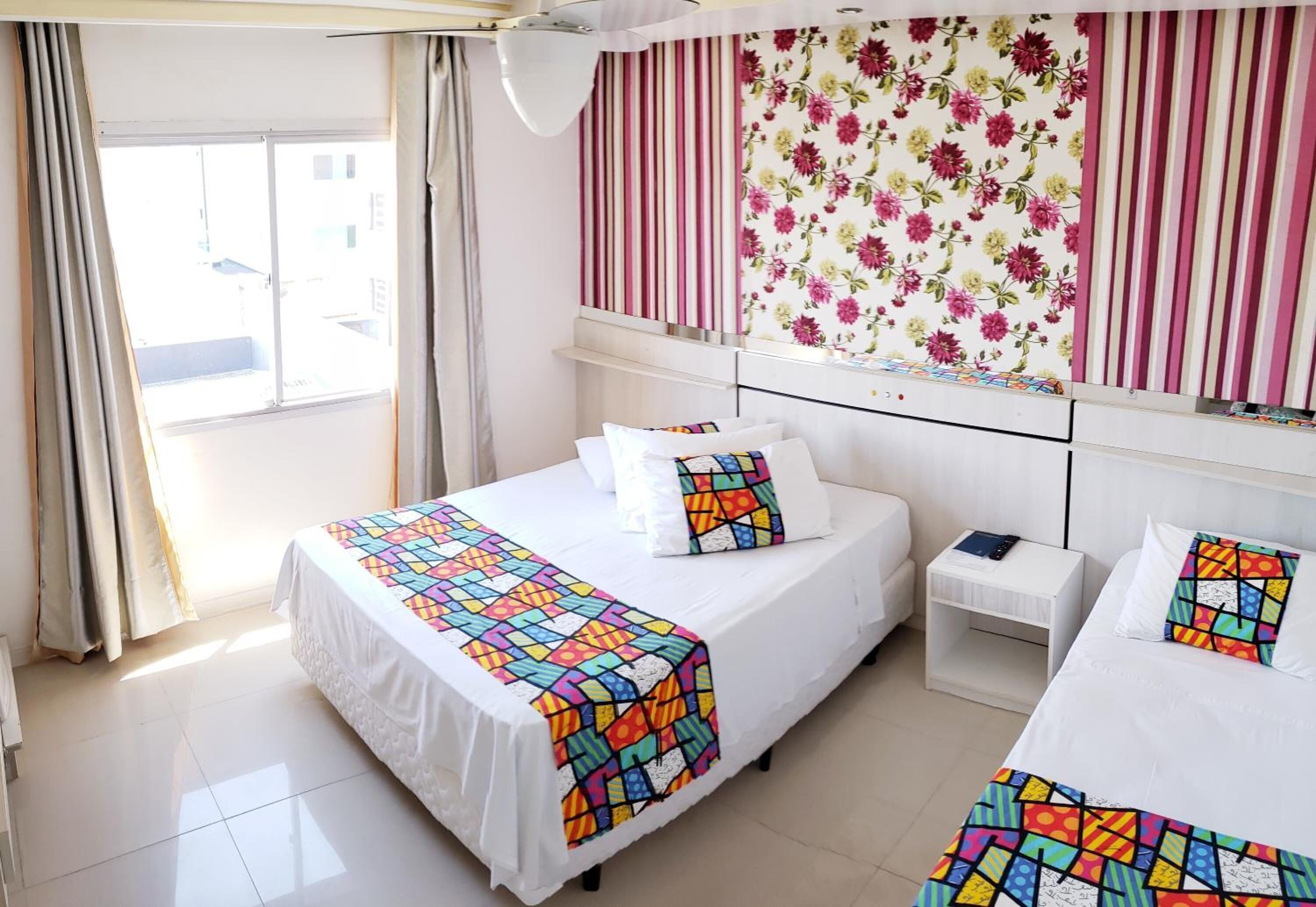 Minibar, wifi gratis, accesible en silla de ruedas