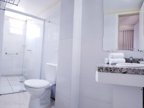 Bathroom - Capão da Canoa - Hotel Rediadri (Capao da Canoa)