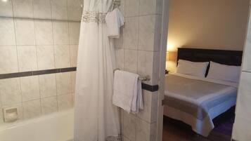 Standard Apartment, 1 Double Bed | 1 bedroom, in-room safe, iron/ironing board, free cots/infant beds