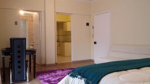 Appartamento Standard, 1 letto matrimoniale | 1 camera, una cassaforte in camera, ferro/asse da stiro